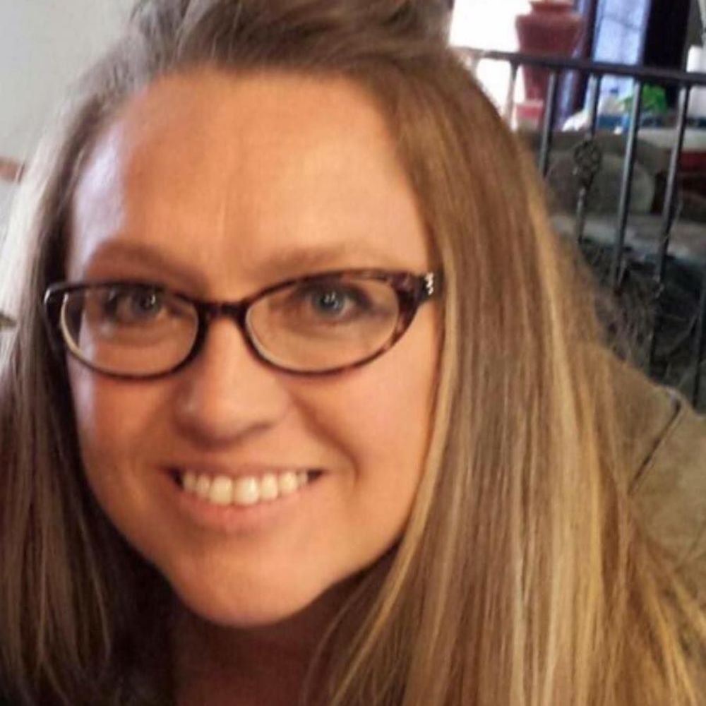 Meet your Posher, Denise